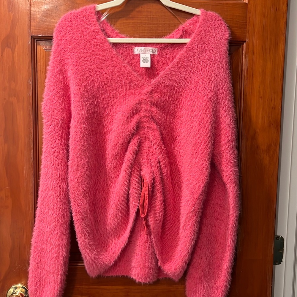 Pink fringy like top